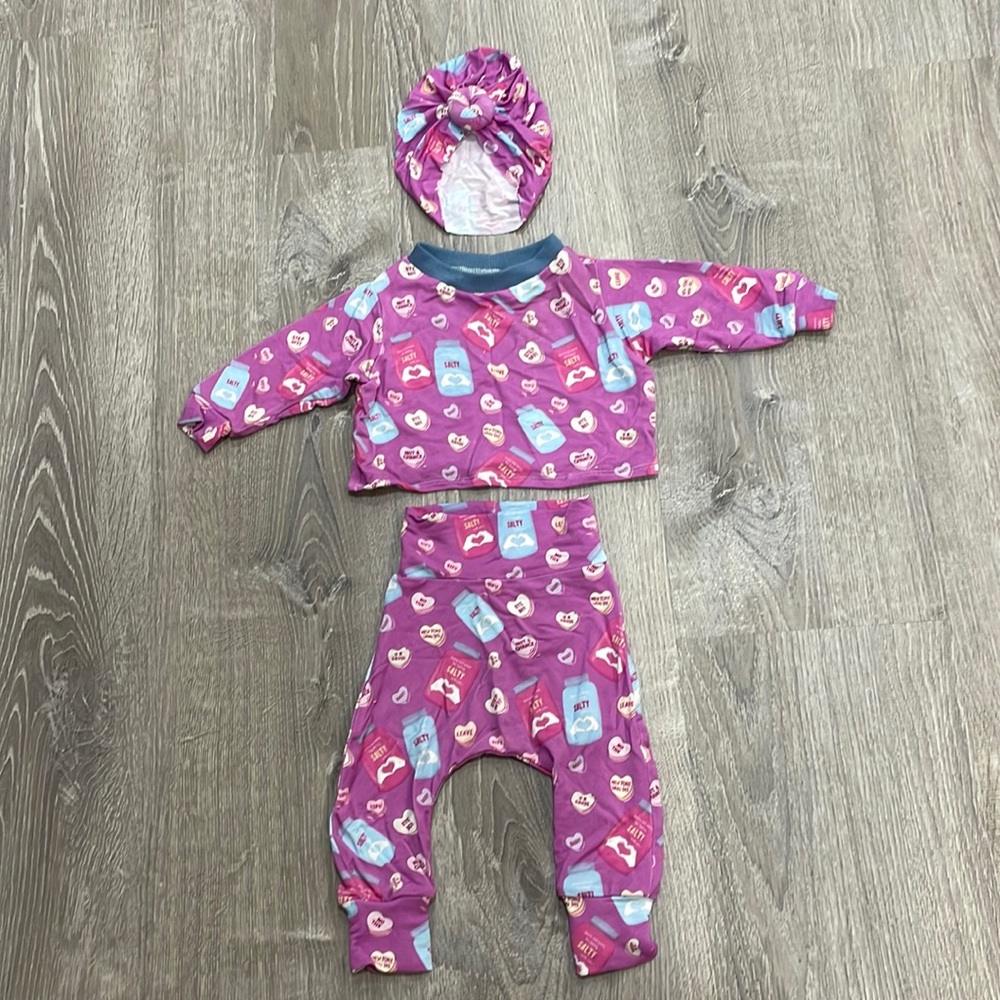 Dillon Joy 0-6 month girls valentines inspired outfit with matching turban